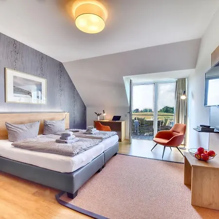 Wasserralle 13 Im Wreecher Idyll Ruegen By Ruyastay *